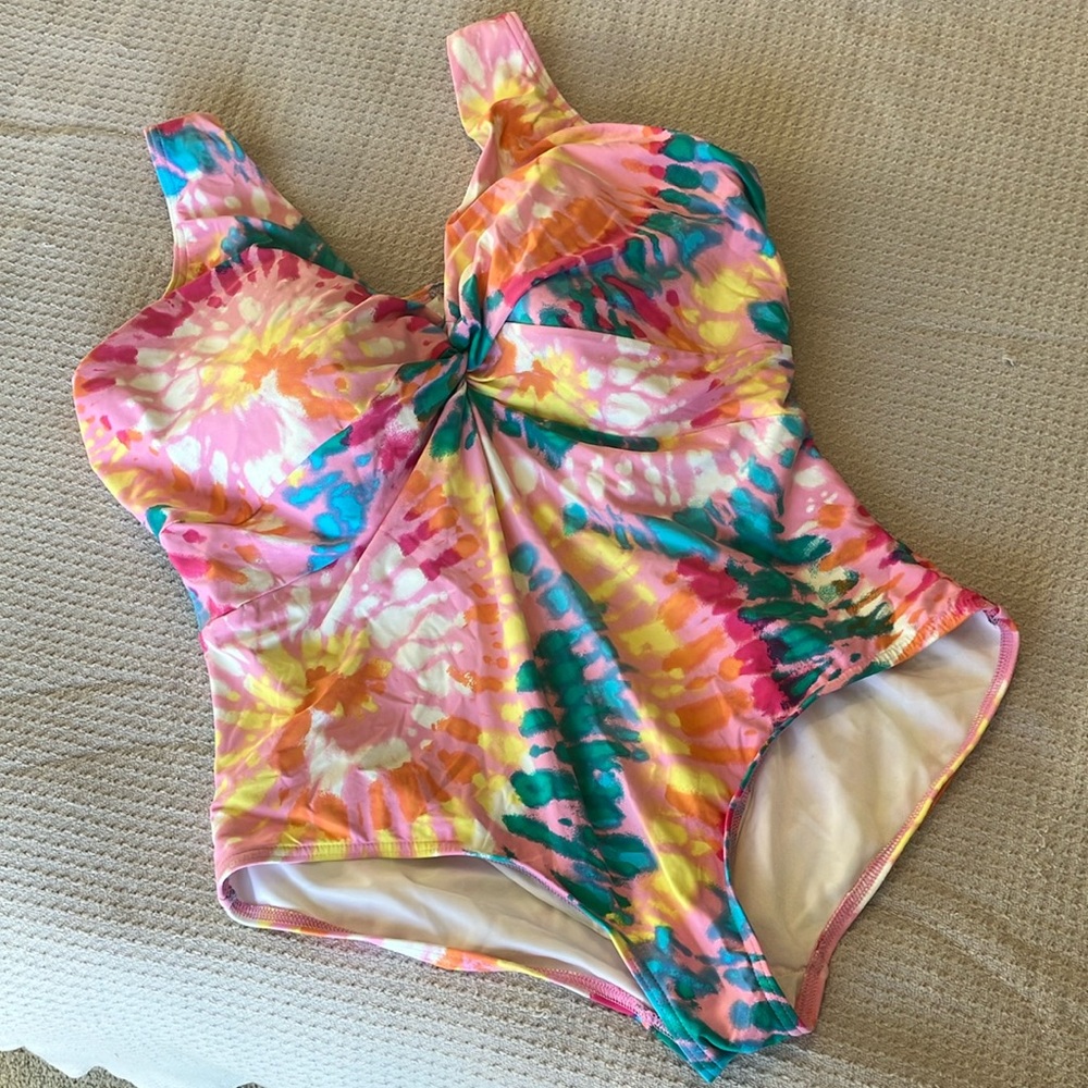 Tie dye Lands End one piece bathing suit size 20W